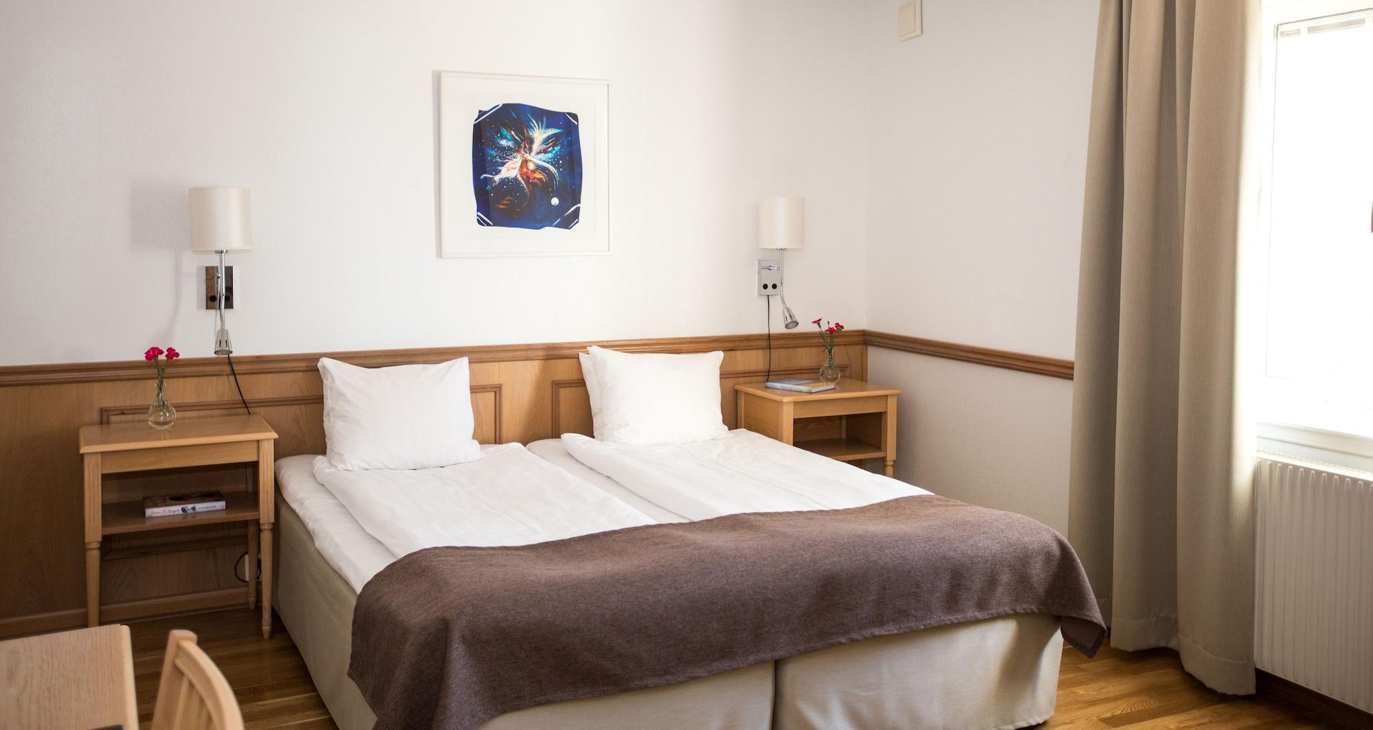 Hotel Skansen แฟร์เยสตาเดน ภายนอก รูปภาพ
