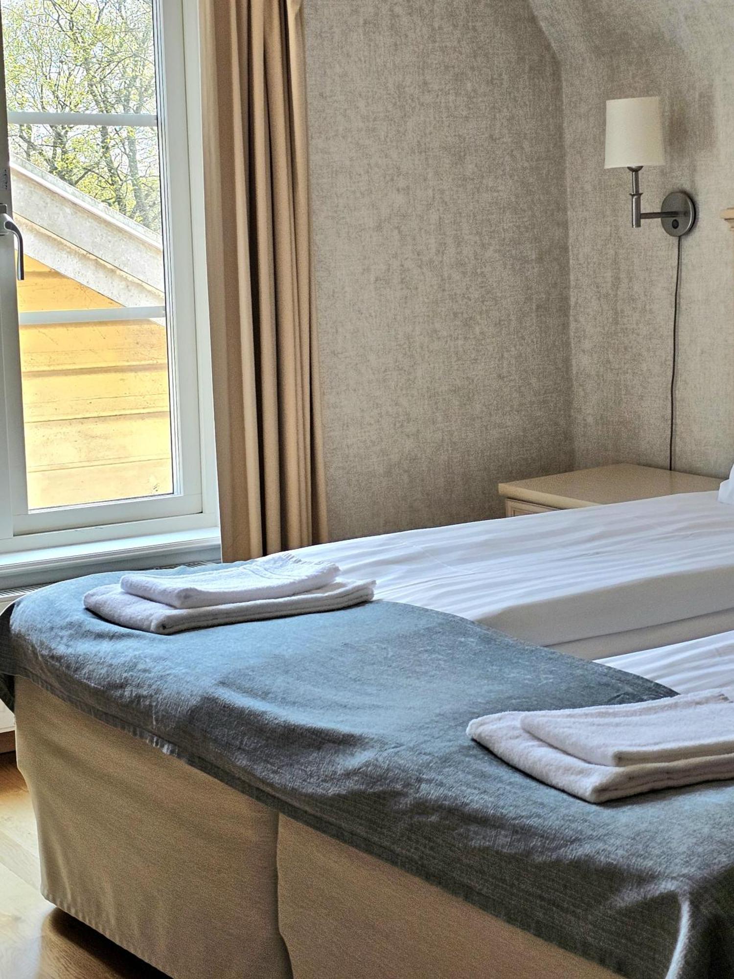 Hotel Skansen แฟร์เยสตาเดน ภายนอก รูปภาพ